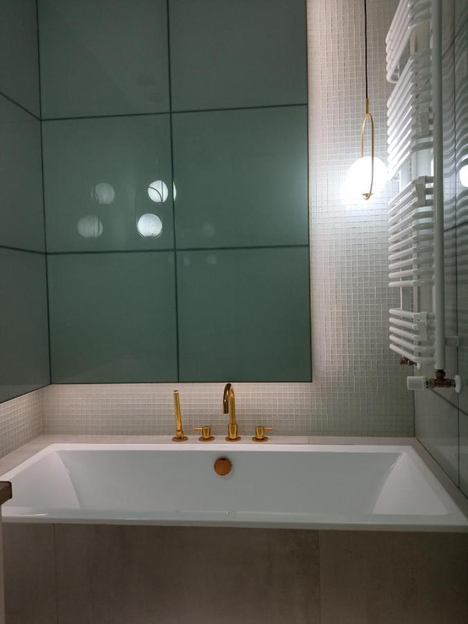 Zloty Apartament Bokserska Варшава Екстериор снимка